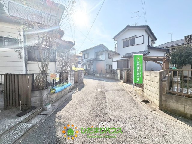 久喜市本町1期　中古一戸建ての前面道路含む現地写真|2026年3月24日撮影