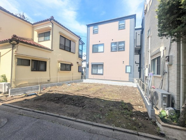 足立区関原２丁目の新築戸建の外観