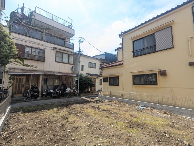 足立区関原２丁目の新築戸建の外観