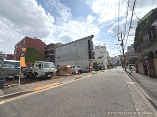 【前面道路含む現地写真】