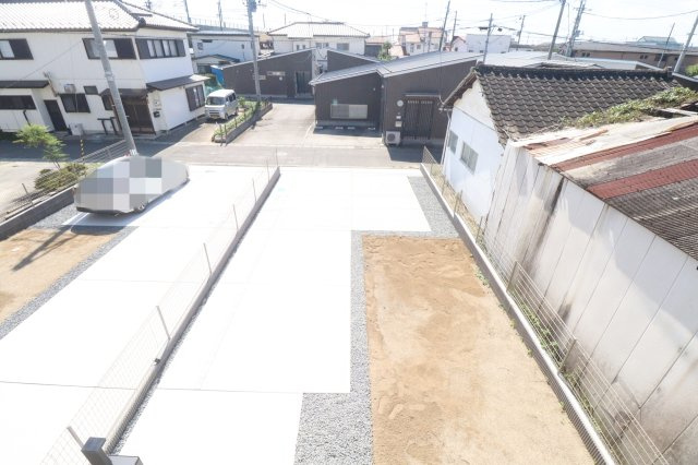 郡山市小原田3丁目　　　　1号棟　　　小原田小学校、小原田中学区の駐車場|バルコニーから見た駐車場♪