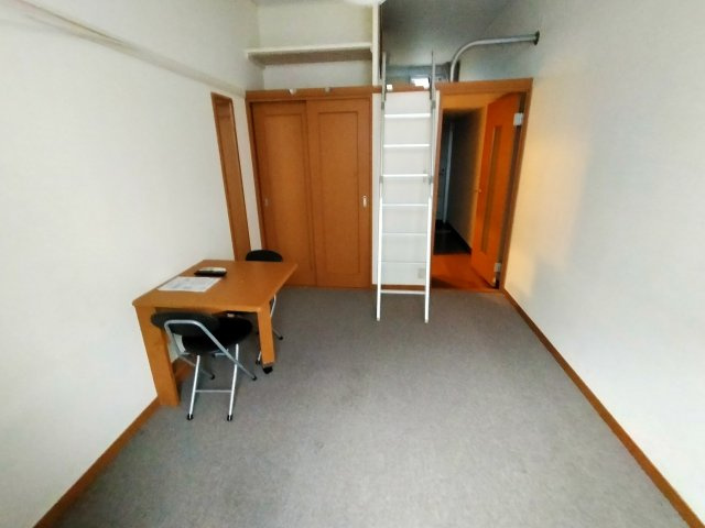 【居間・リビング】 | レオパレス今津