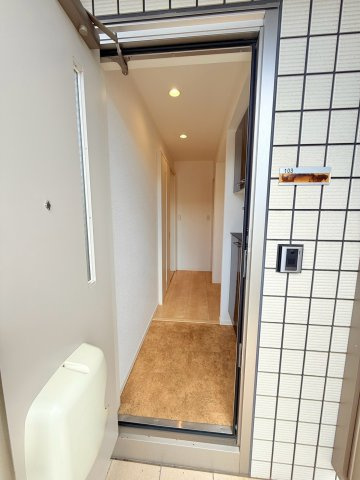 Maison Prosの玄関