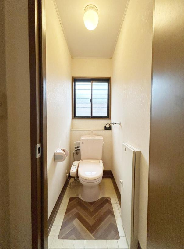 北茨城市中郷町粟野　中古戸建のトイレ