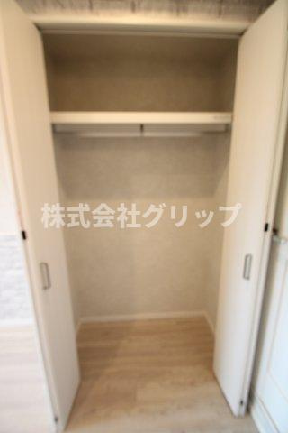 日神パレステージ伊勢佐木南の収納