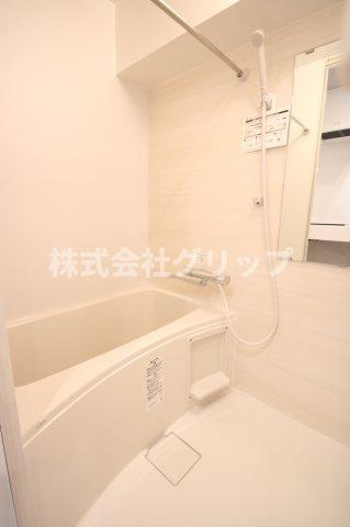 日神パレステージ伊勢佐木南の浴室