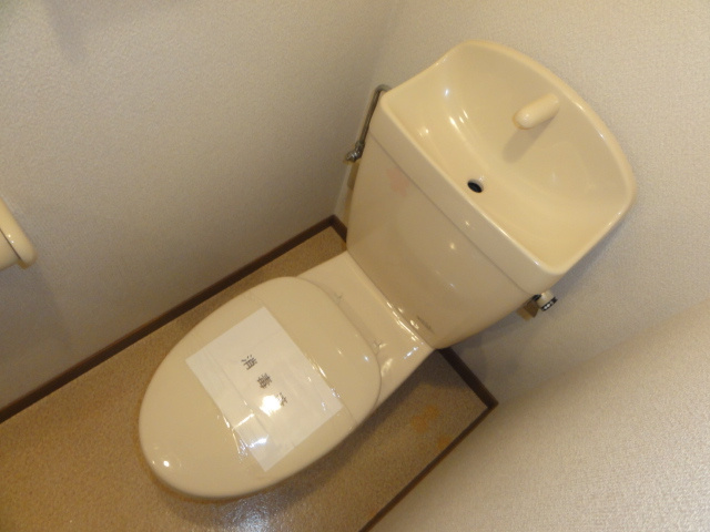 【トイレ】 | エレガントⅠ | 落ち着いた色調のトイレです