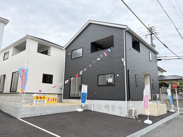 CRADLE GARDEN若松区二島第5の外観