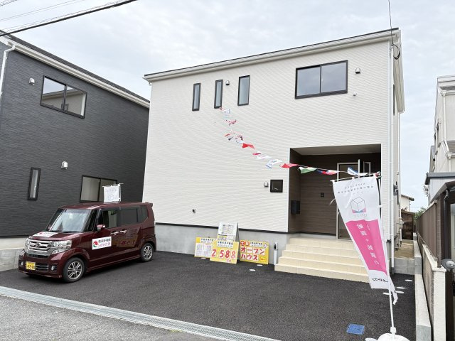 CRADLE GARDEN若松区二島第5の外観