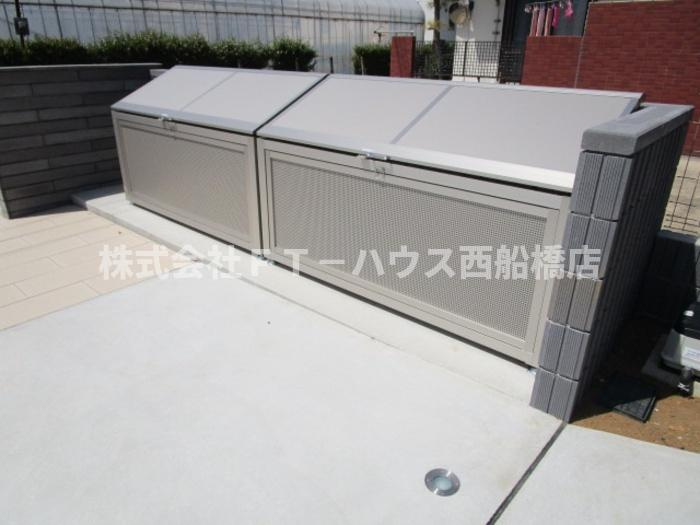 フォルトゥナのその他共用部分|入居者様専用ゴミストッカー