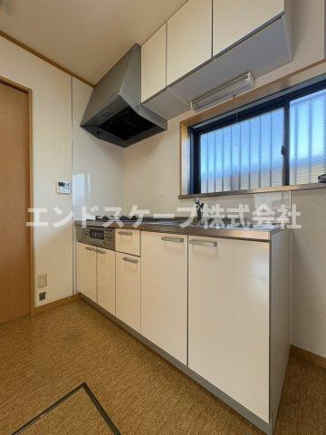 藤塚町戸建てのキッチン|高崎、前橋のお部屋探しはエンドスケープまで！お客様の理想お聞かせ下さい♪