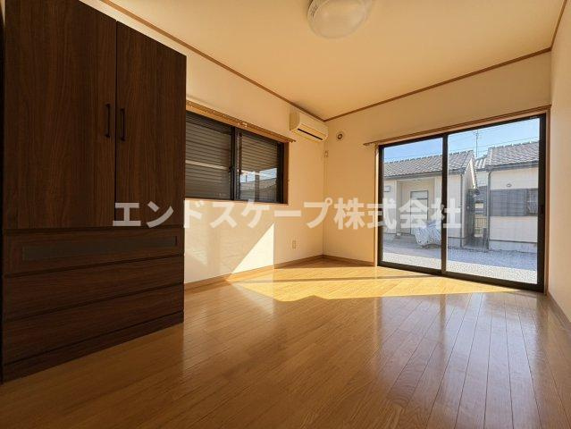 藤塚町戸建ての居間・リビング|高崎、前橋のお部屋探しはエンドスケープまで！お客様の理想お聞かせ下さい♪