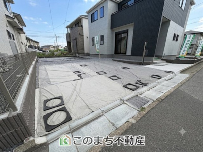 【駐車場】 | ワイウッドコート古河市西牛谷第4期　 | お車を2台駐車可能です☆


