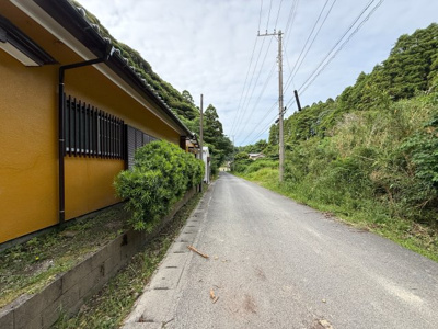 【前面道路含む現地写真】 | いすみ市大原　平屋4DK