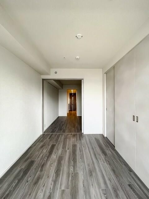 ロイヤルパークス有明の洋室