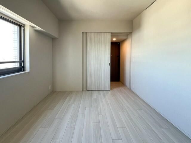 ロイヤルパークス有明の寝室