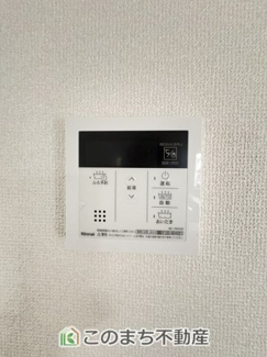 【設備】 | ワイウッドコート古河市西牛谷第4期　 | オートバス機能はボタン一つで設定した温度・湯量のお湯張りが自動でできます。