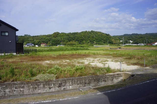 湖陵町三部　（農振除外申請要）　売土地　約226坪　建築条件なしの外観