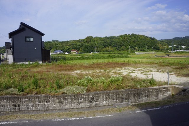 湖陵町三部　（農振除外申請要）　売土地　約226坪　建築条件なしの外観