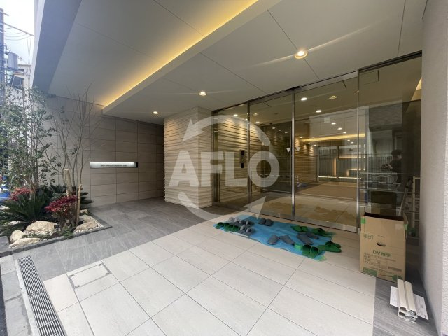 CASA REGULUS FUKUSHIMA NODAのエントランス|CASA REGULUS FUKUSHIMA NODA　エントランス