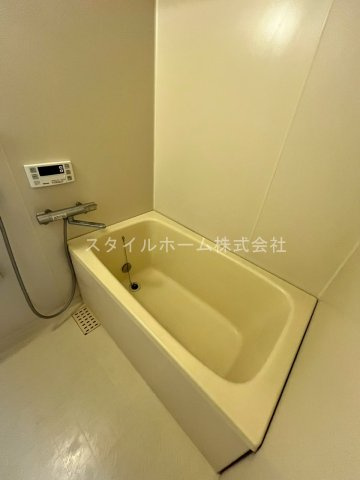 フィオーレ豊橋の浴室