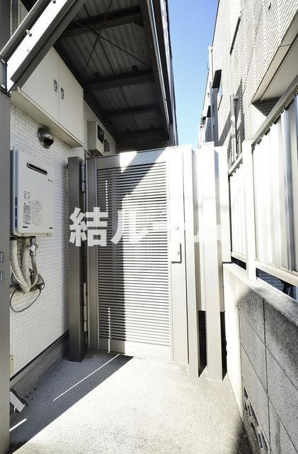 練馬区早宮１丁目のアパートのエントランス
