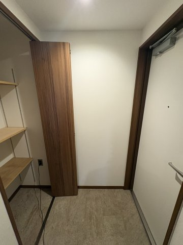 【玄関】