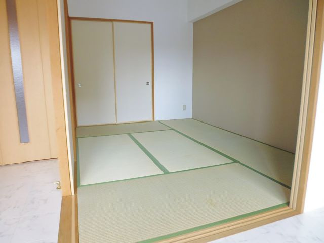 パインプロスの和室