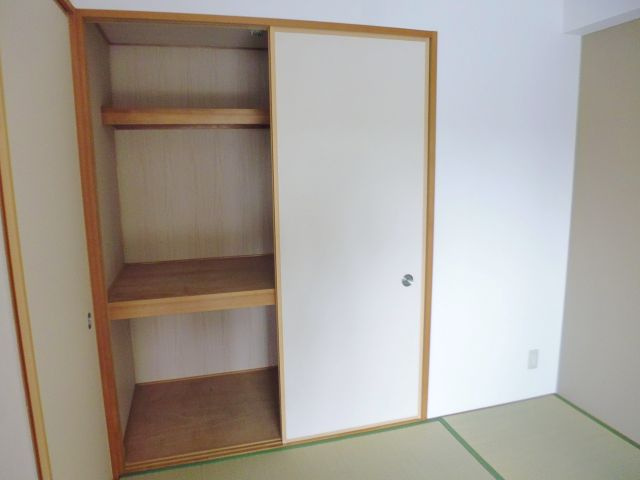 パインプロスの収納