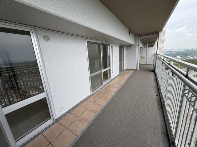 オークスクエア西神中央７番館のバルコニー