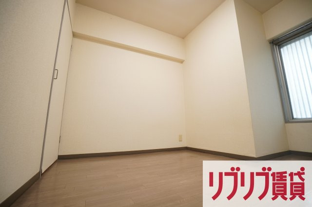 クリーンホーム千葉の洋室