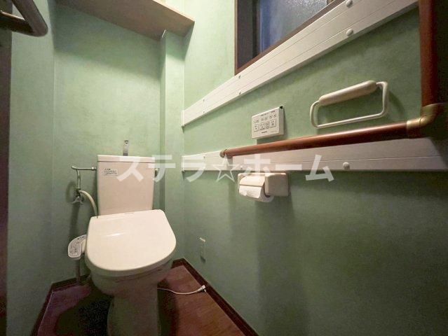 新森6 中古戸建のトイレ|ゆったりとした空間のトイレです