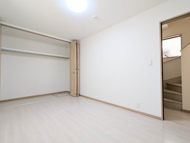 葛飾区西新小岩５丁目の戸建の寝室|～主寝室写真～