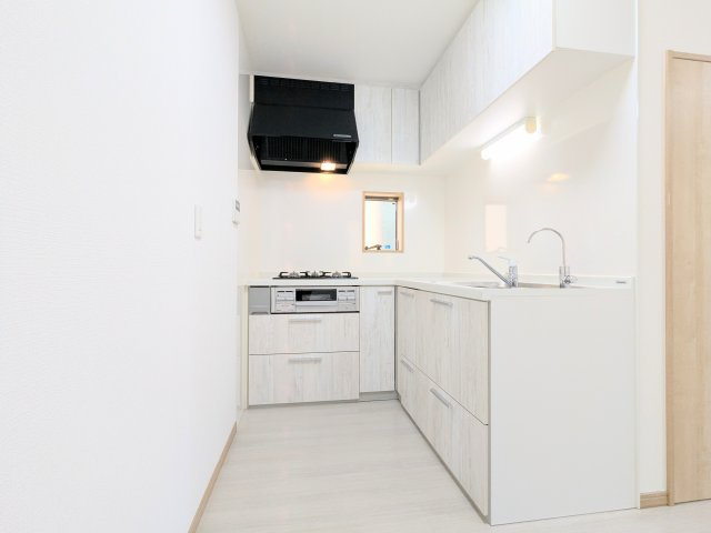 葛飾区西新小岩５丁目の戸建のキッチン|～システムキッチン写真～