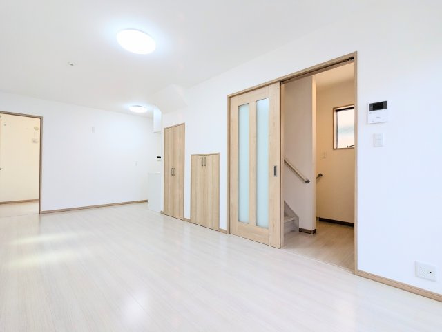 葛飾区西新小岩５丁目の戸建の居間・リビング|～リビング写真～