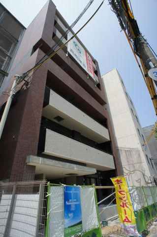 カルムレトリア西梅田の外観