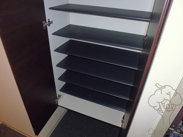 カルムレトリア西梅田の玄関