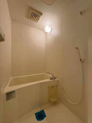 LUMINOUS矢田　名古屋市賃貸　仲介手数料無料の浴室
