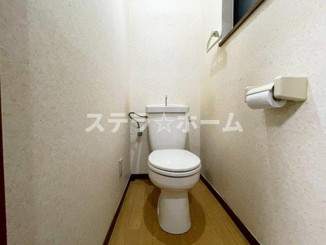 中宮4 中古戸建のトイレ|シンプルで使いやすいトイレです