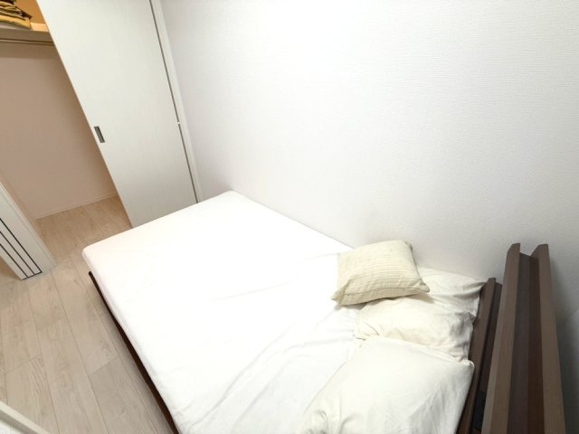 【寝室】Luxe新大阪Ⅵ 