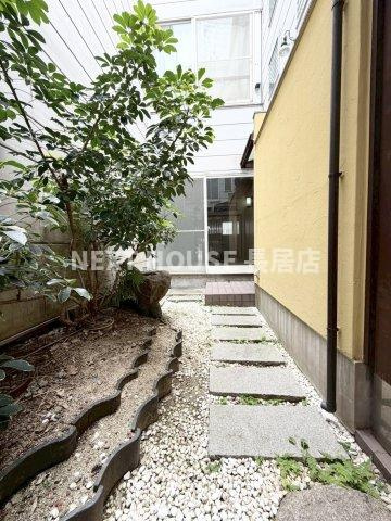 阪南町5丁目6-25貸家の庭