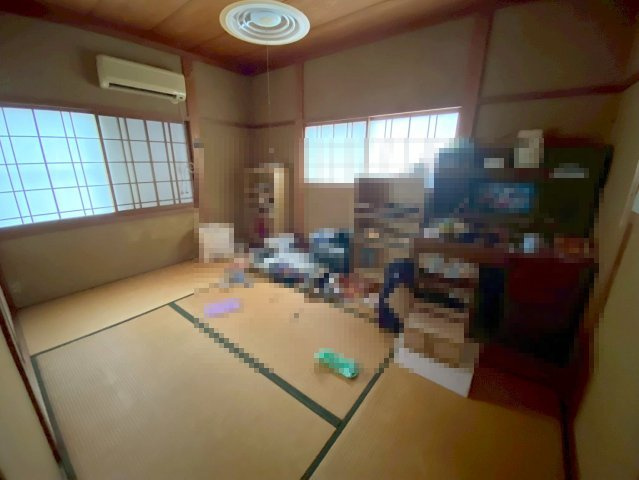 美保関町片江中古戸建の和室|2階の和室・洋室はリフォーム歴なしとなります。