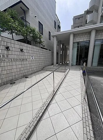 ドルフ灘ヴェールデュランのエントランス