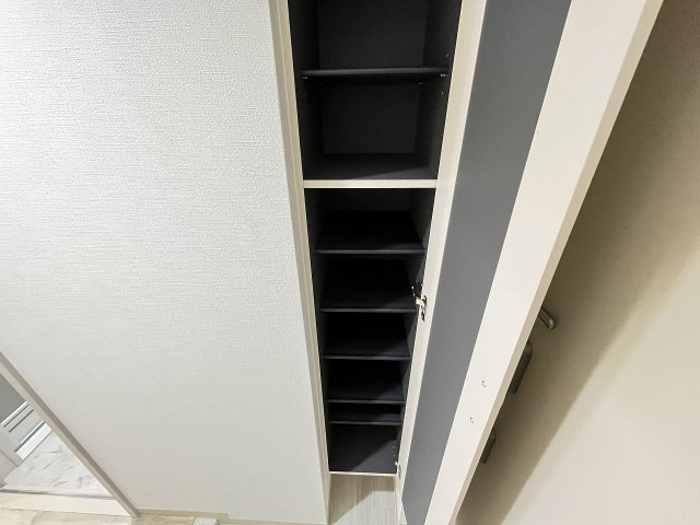 エルイソベ三宮の収納