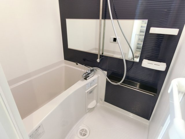 ロゼノワール芦屋の浴室
