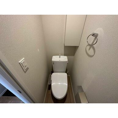 ホワイトメゾン御影中町のトイレ
