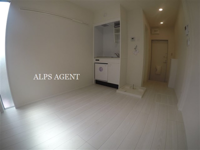 【居間・リビング】 | Ｇ・Aヒルズ山手・本郷町 | 広角撮影のため実際の見え方と異なります。