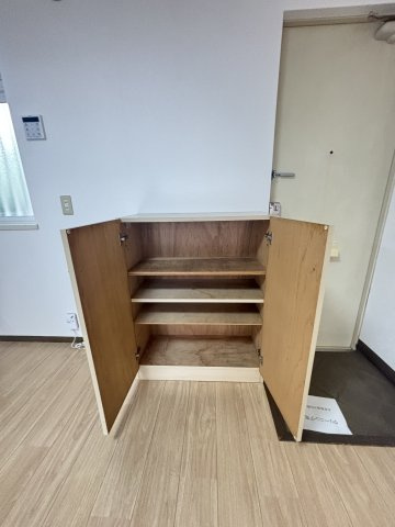 アネックスマツオの玄関