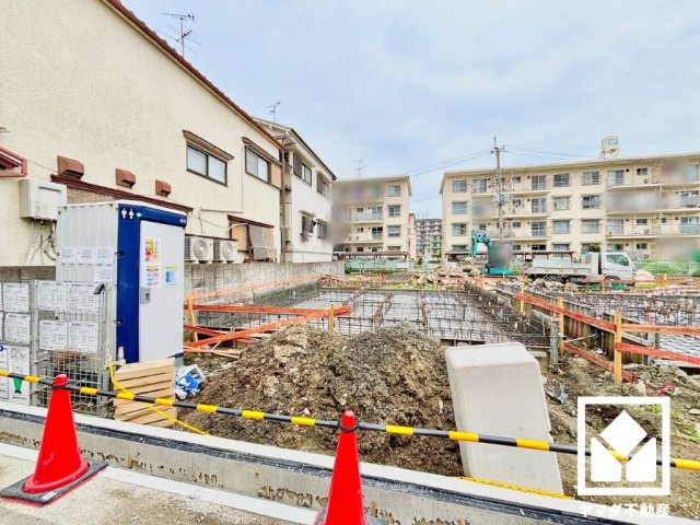 尼崎市高田町第1の外観|2沿線利用可能で、毎日の通勤・通学だけでなく、休日のお出かけまで利便性に優れています。