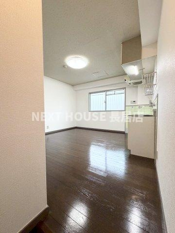 第二町田マンションの洋室